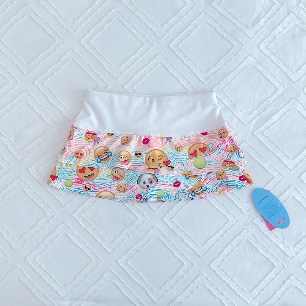 Lucky in Love - Tennis skort - size 6 - multi color Emoji print - NWT